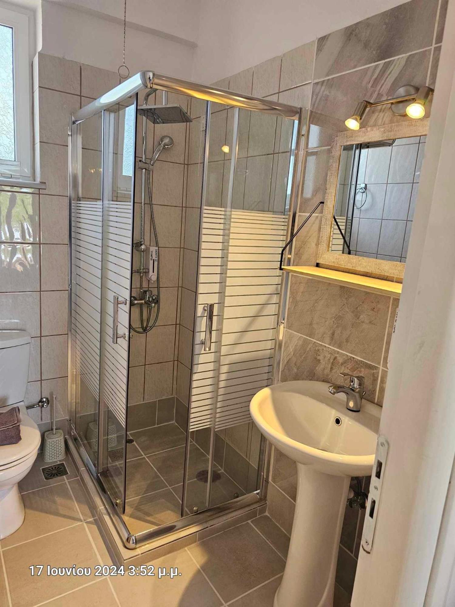 # 6 Giorgos & Chara Apartments Nea Kydonia  ภายนอก รูปภาพ